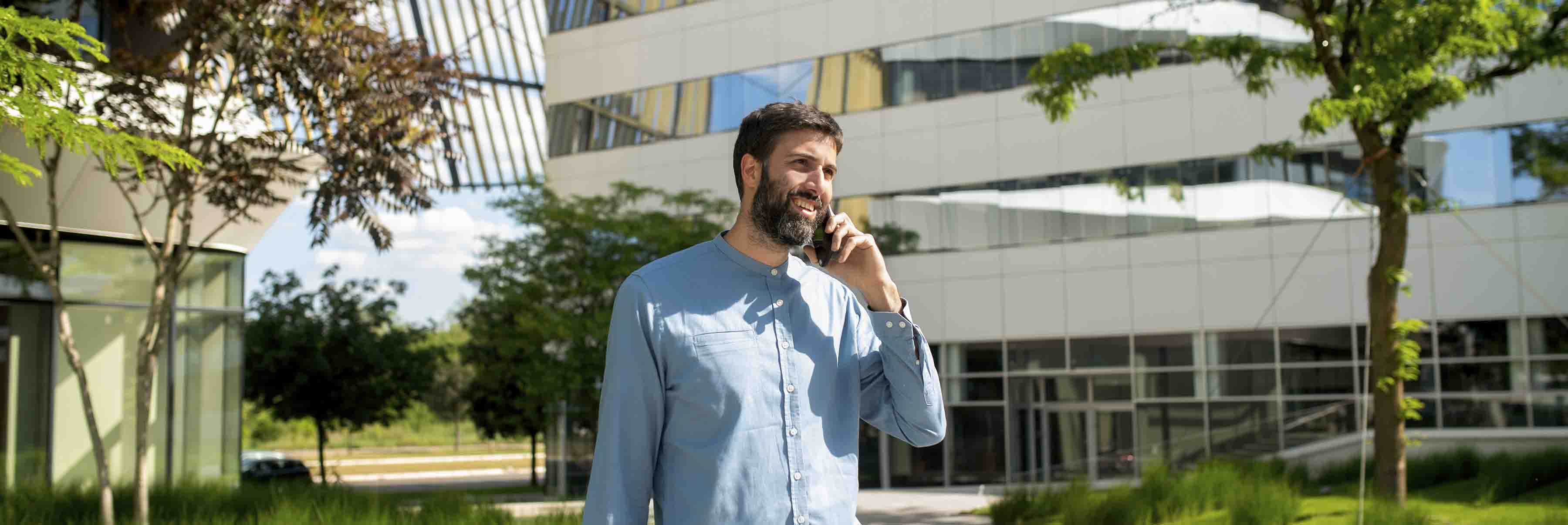 How to Know You're Ready to Quit Your Job and Start Your Business Full Time