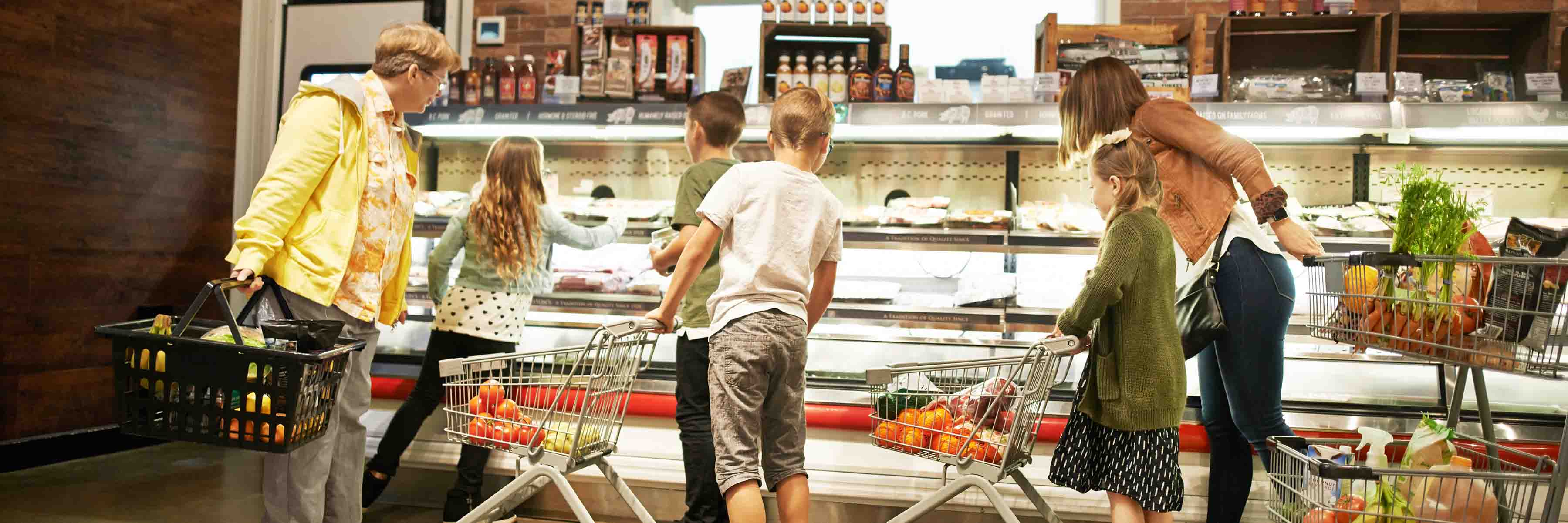 Four Frugal Meal Planning Tips for Large Families